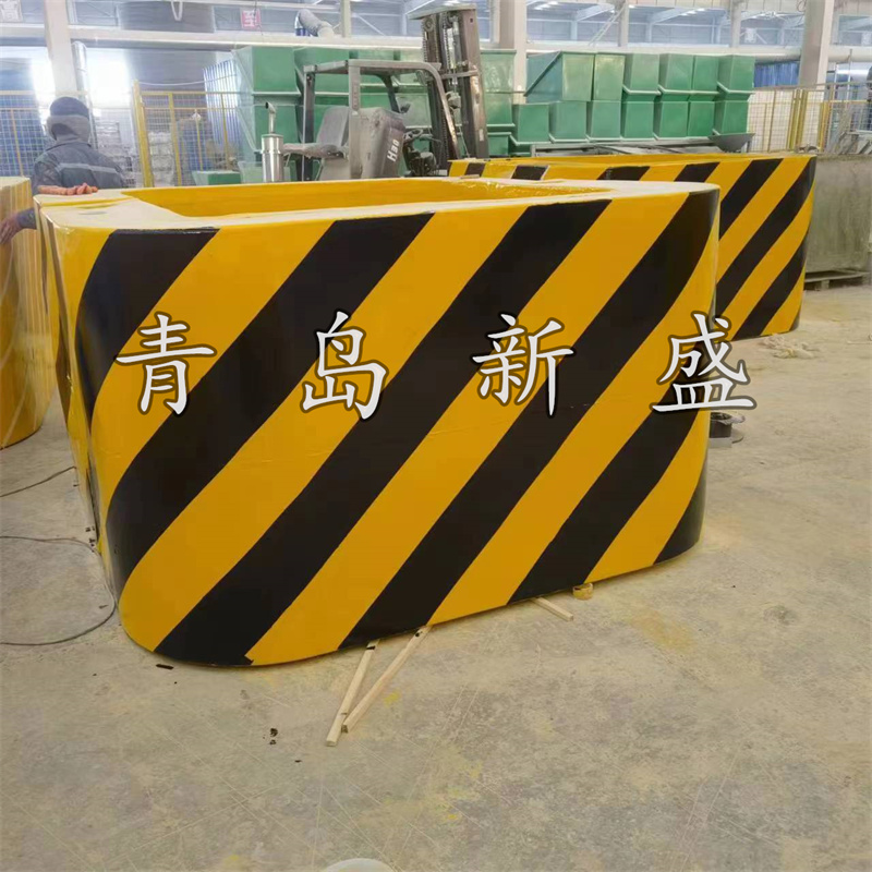 高速公路桥梁防撞设施 (2).jpg